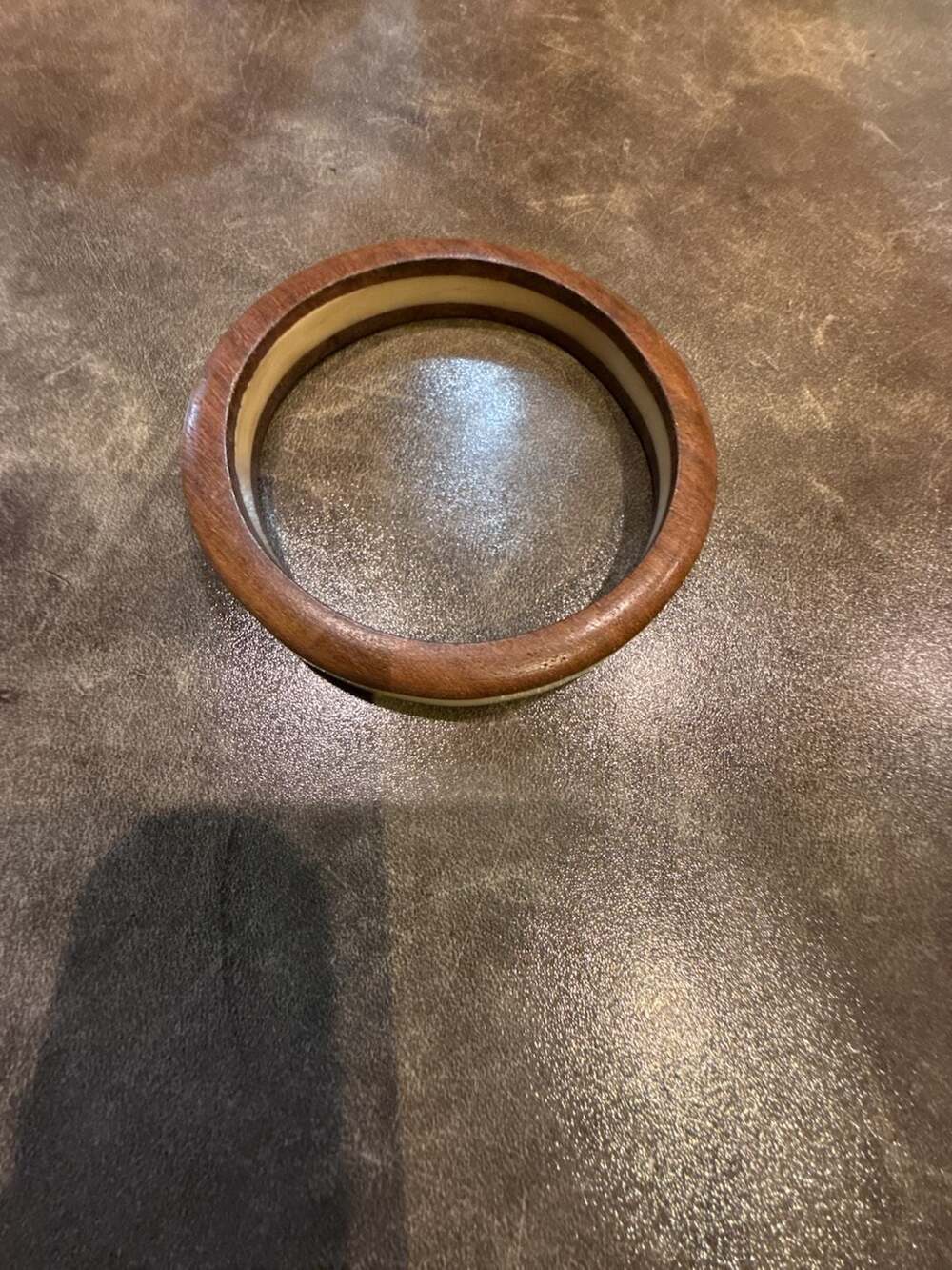 Bakelite vintage wood and white bangle Width- 3...